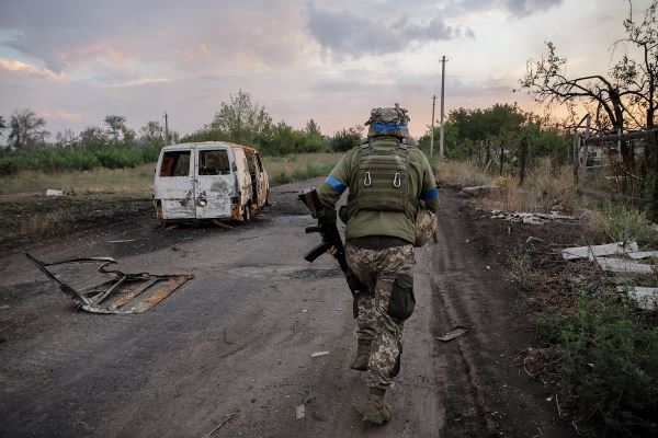 Жительница села под Харьковом обвинила наемников ВСУ из Франции в изнасиловании. Что об этом известно?